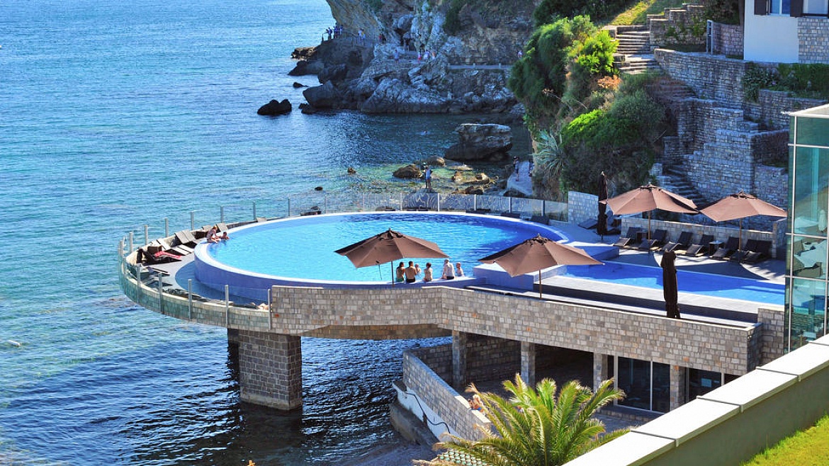 Avala Resort and Villas