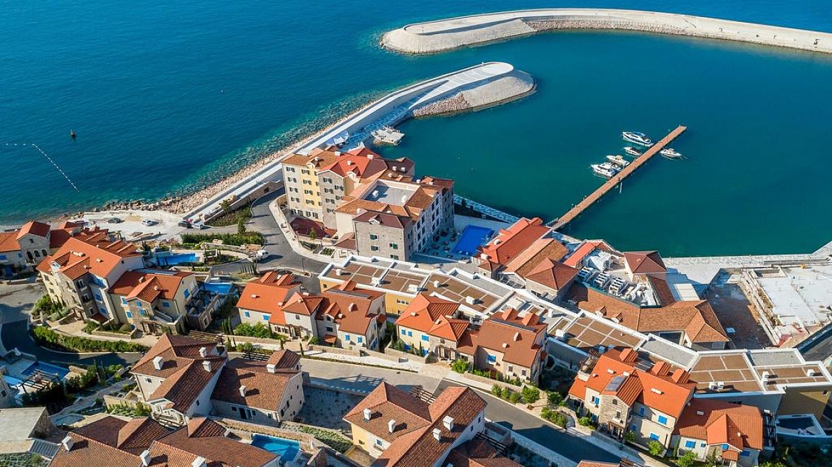 The Chedi Lustica Bay Hotel