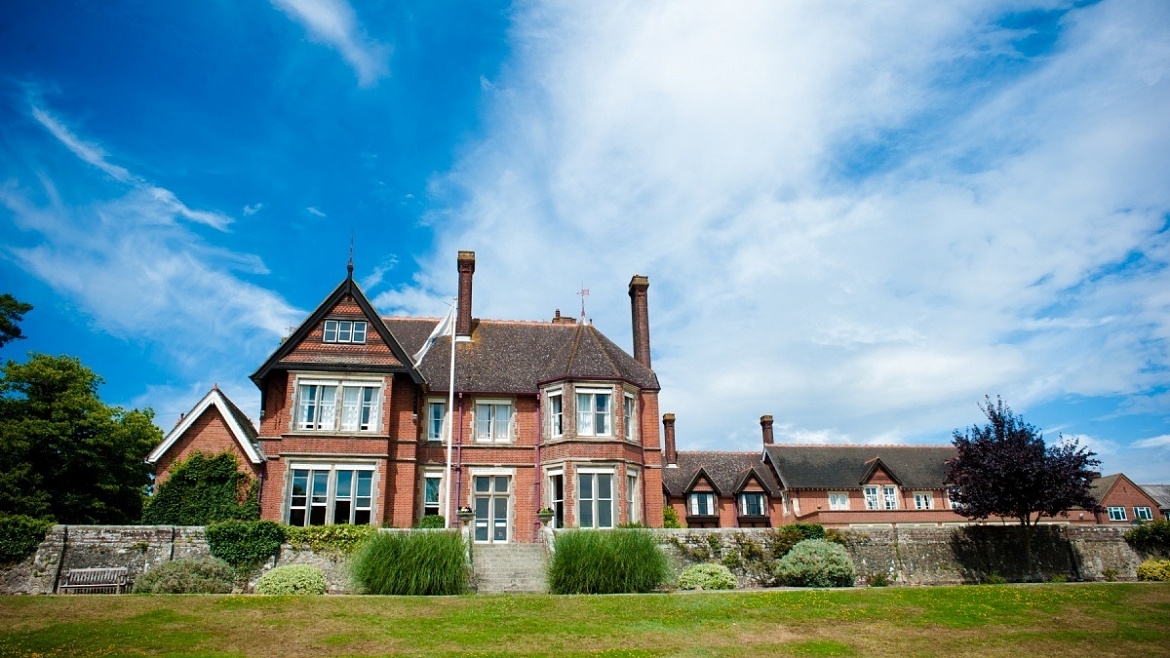 PILGRIMS Kent College Pembury