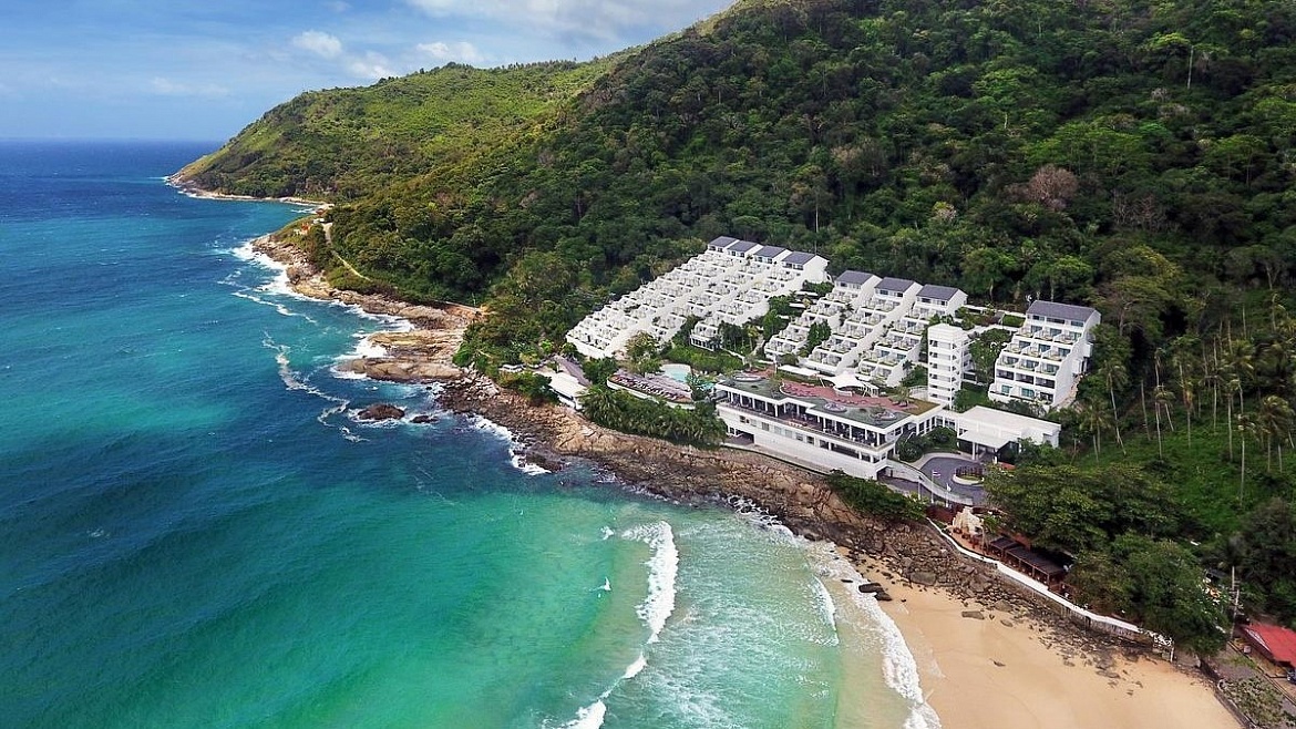 The Nai Harn Phuket (ex.The Royal Phuket Yacht Club)