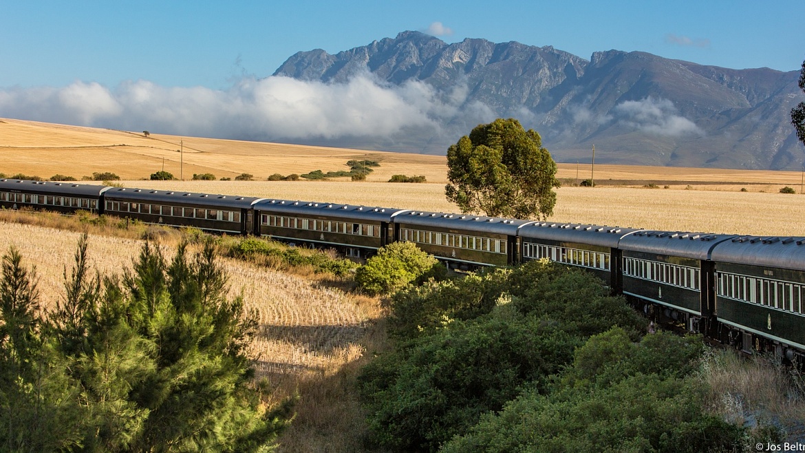  +  +  +  Petro Rovos Rail - 11 .
